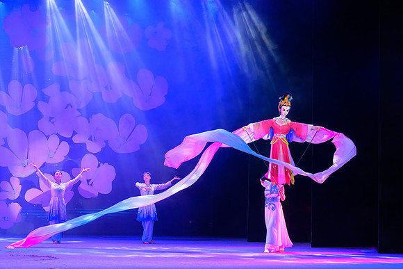 Emeishan Cultural Theatre Show VIII
