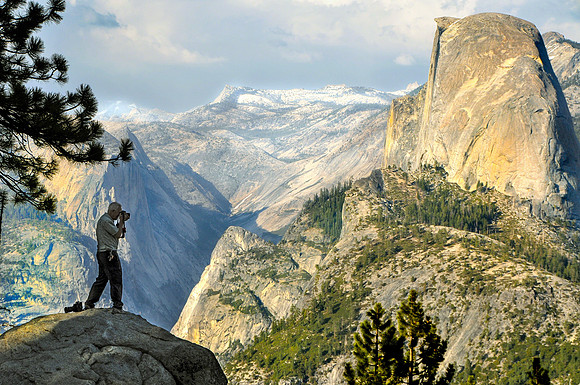 Robin on Glacier Point in the Californian High Sierra