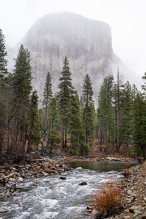 El Capitan, Merced River