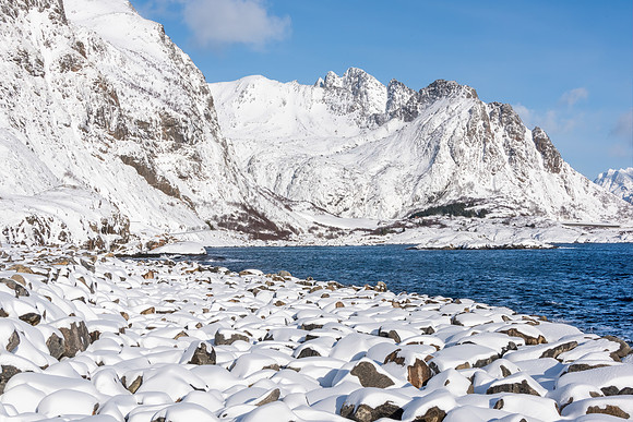 Hamnoy Beach