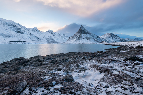 Icy Volanstind