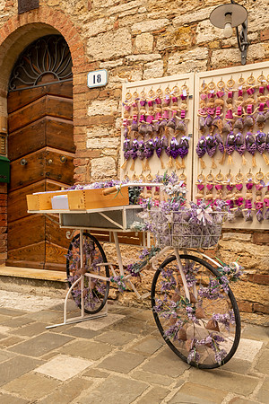 Bagno Vignoni bike