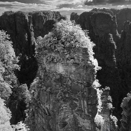 Zhangjiajie National Forest Park (Infra-red IX)