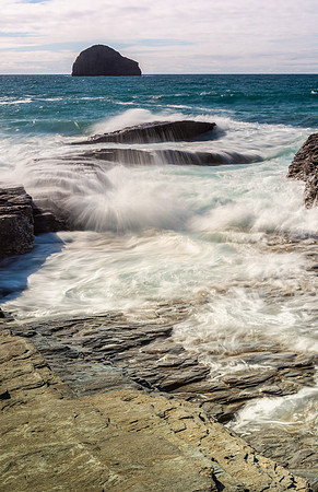 Gull Rock, Trebarwith Strand, Cornwall