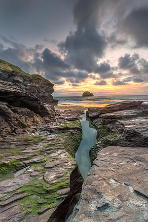 Gull Rock, Trebarwith Strand, Cornwall