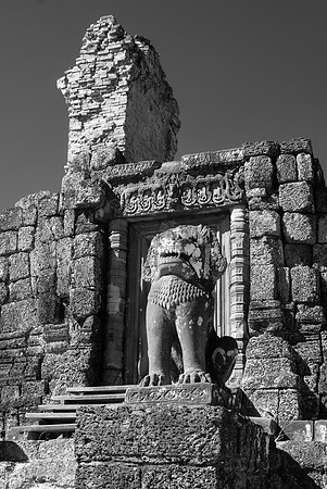 Eastern Mebon, Infrared