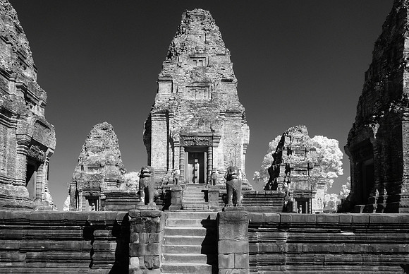 Eastern Mebon, Infrared