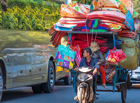 Piled High, Siem Reap