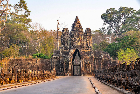Angkor Thom Gateway