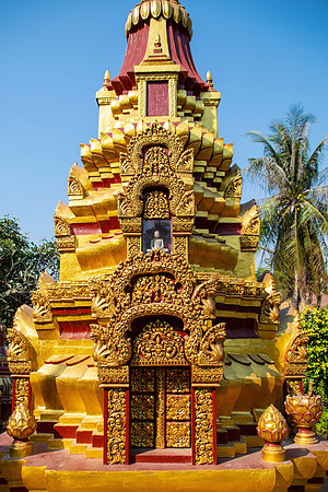 Mausoleum at Preah Prom Rath