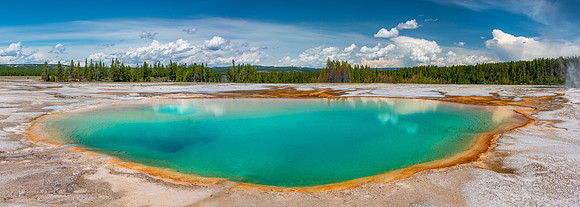 "Rainbow Hotspring"