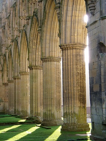 Revieaux Abbey