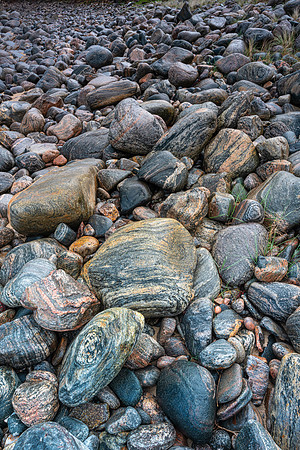 Pebble Patterns, Lewis