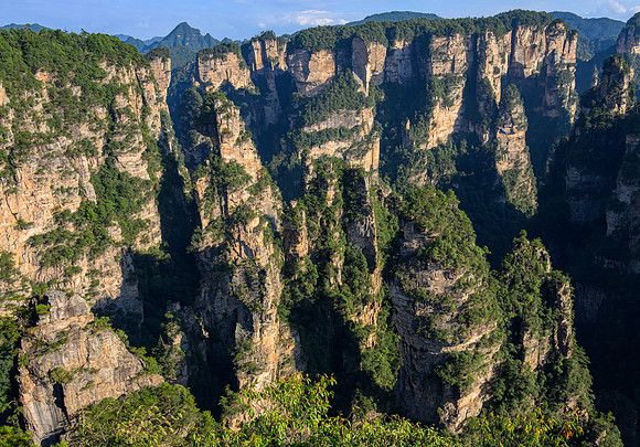 Zhangjiajie National Forest Park – Ten-Li Gallery  XIV