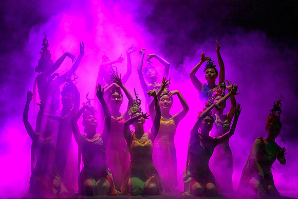 Emeishan Cultural Theatre Show VI