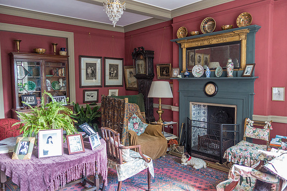 The private sitting room at Max Gate